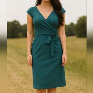 Sheath Dress S Teal Green Pleat Detail Sleeveless Colorful Stretch Very Flatteri